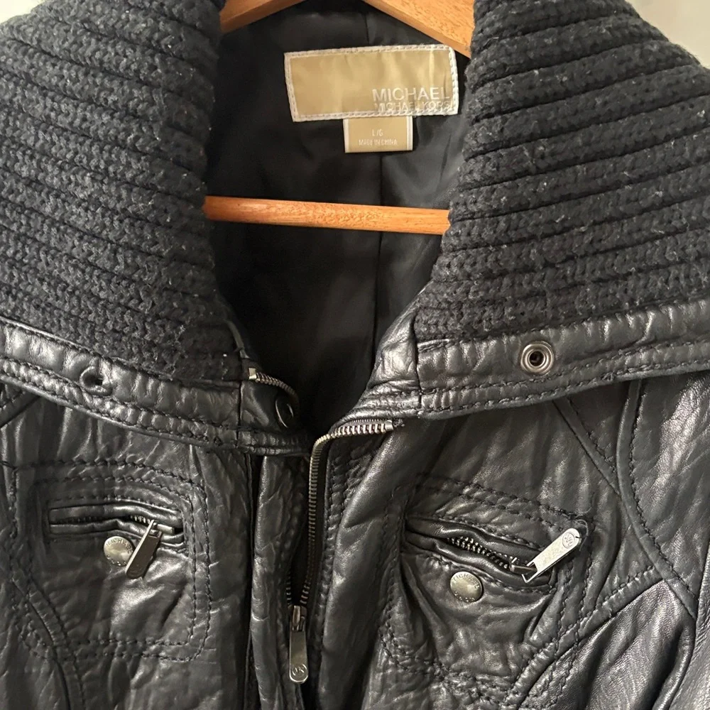 Michael Kors Black Leather Jacket with Ribbed Collar size L - Picture 2 of 9
